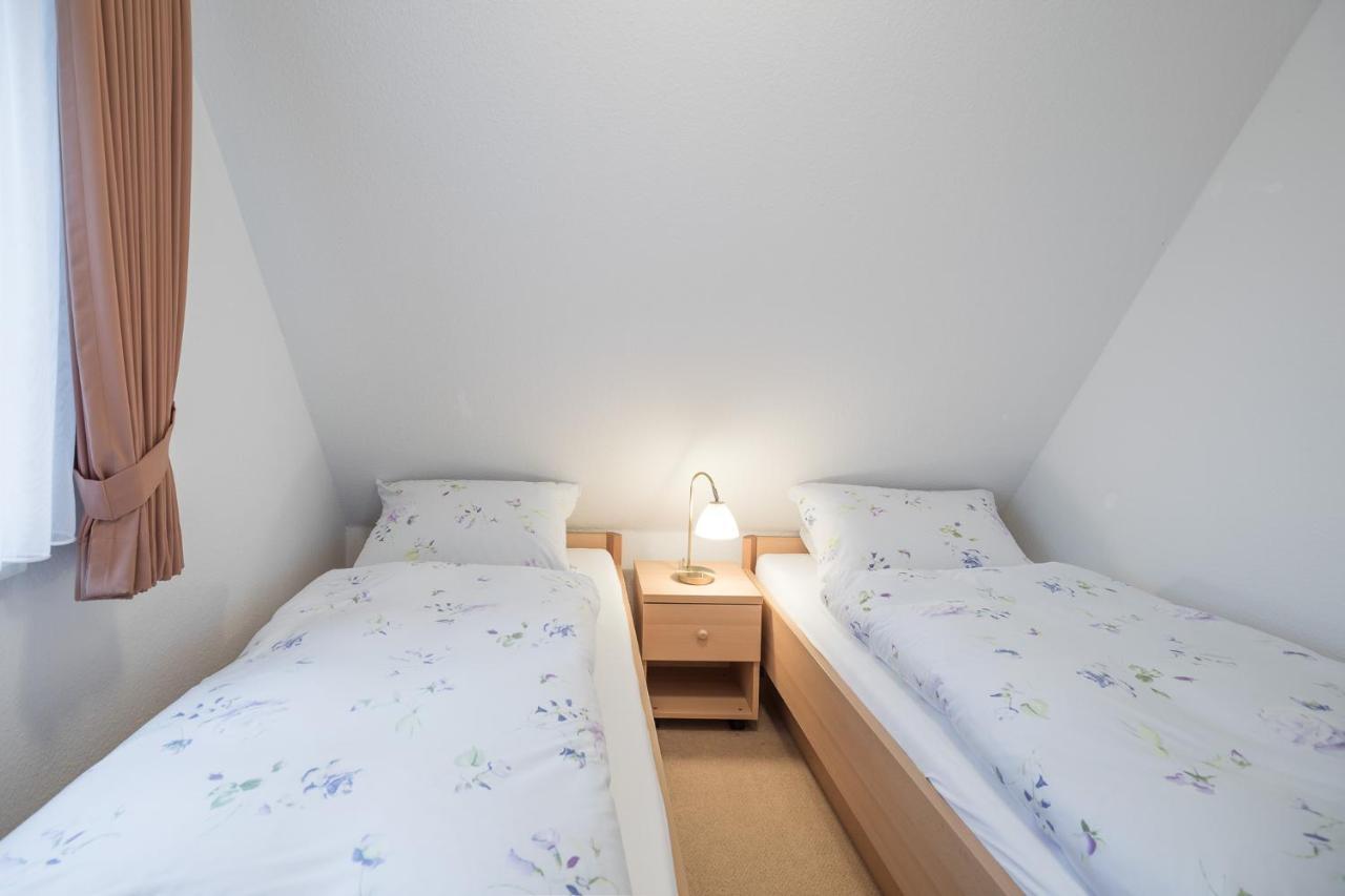 Direkt am Deich - Ferienwohnung Oland im Gästehaus Am Badedeich Dagebüll Exterior foto