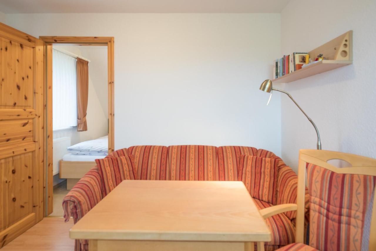 Direkt am Deich - Ferienwohnung Oland im Gästehaus Am Badedeich Dagebüll Exterior foto