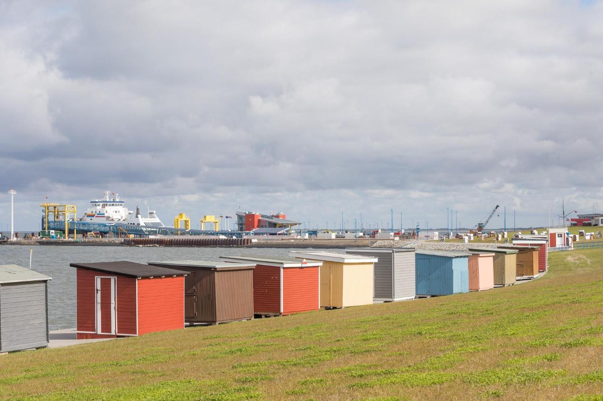 Direkt am Deich - Ferienwohnung Oland im Gästehaus Am Badedeich Dagebüll Exterior foto